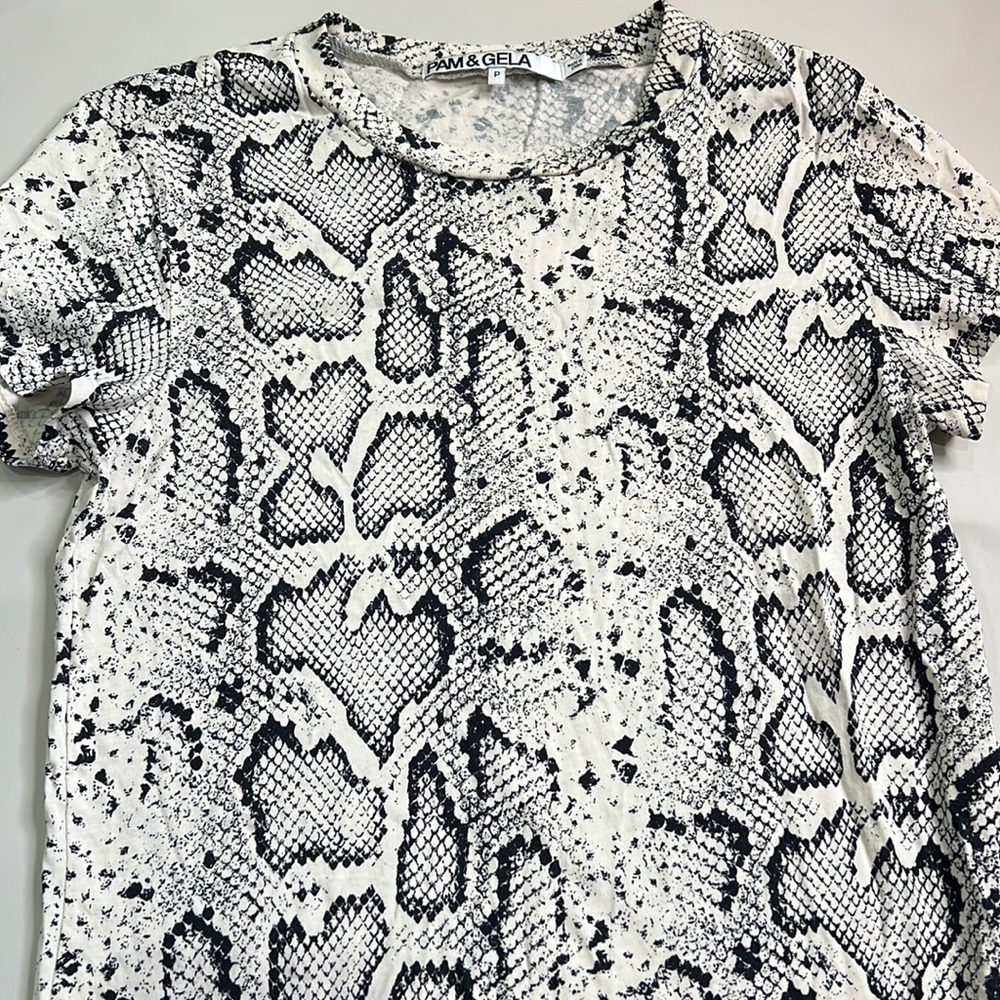 Pam & Gela Shirt - GREAT Condition - Petite/Small Size